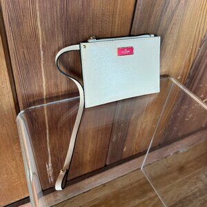 Valentino Garavani Leather Pouch Powder Rose Calfskin Clutch Made In Italy